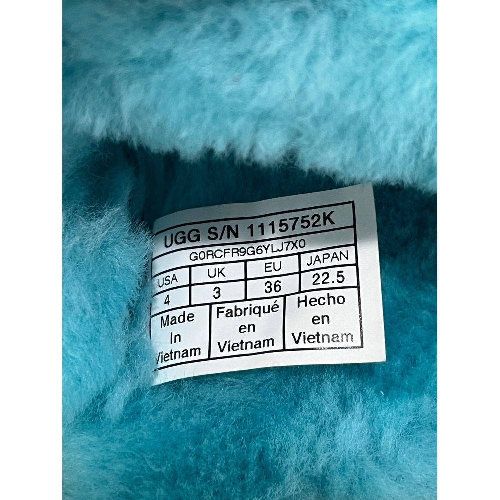 UGG Turquoise Blue Sheepskin Double Strap Slide Sandals Kids Size 4 - Picture 5 of 11
